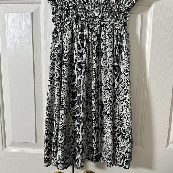 BAR III Snakeskin Print Zipper Front Cinched Waist Short Sleeve Dress Medium - Picture 12 of 16